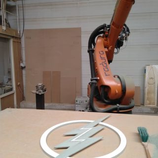 DIY Sunday, a 3D milled flash logo

#radura #robotmilling #flashlogo #sonsroom #waalwijk