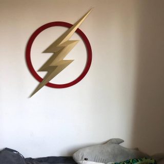 DIY project finished. Painted in 2k red and gold. He wanted to help to place it.

#flash #marvel #boysroomdecor #3dmilling #kuka #radura